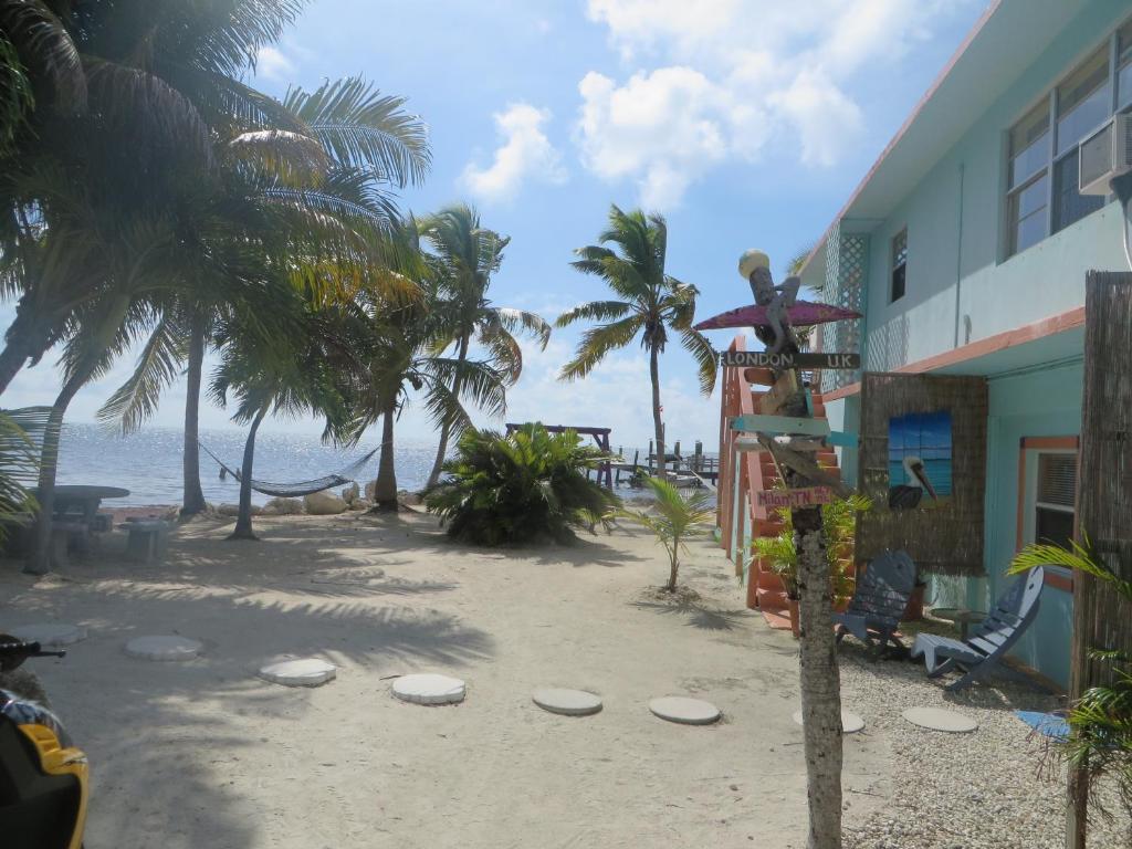 White Sands Inn Marathon Esterno foto