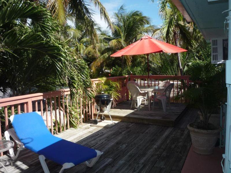 White Sands Inn Marathon Esterno foto